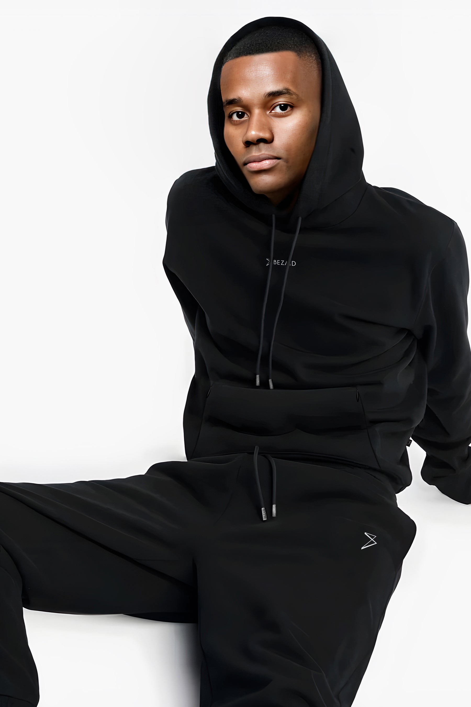 Basic Stiff Hoodie - Black